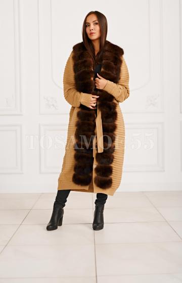 Вязаное пальто - кардиган с мехом песца